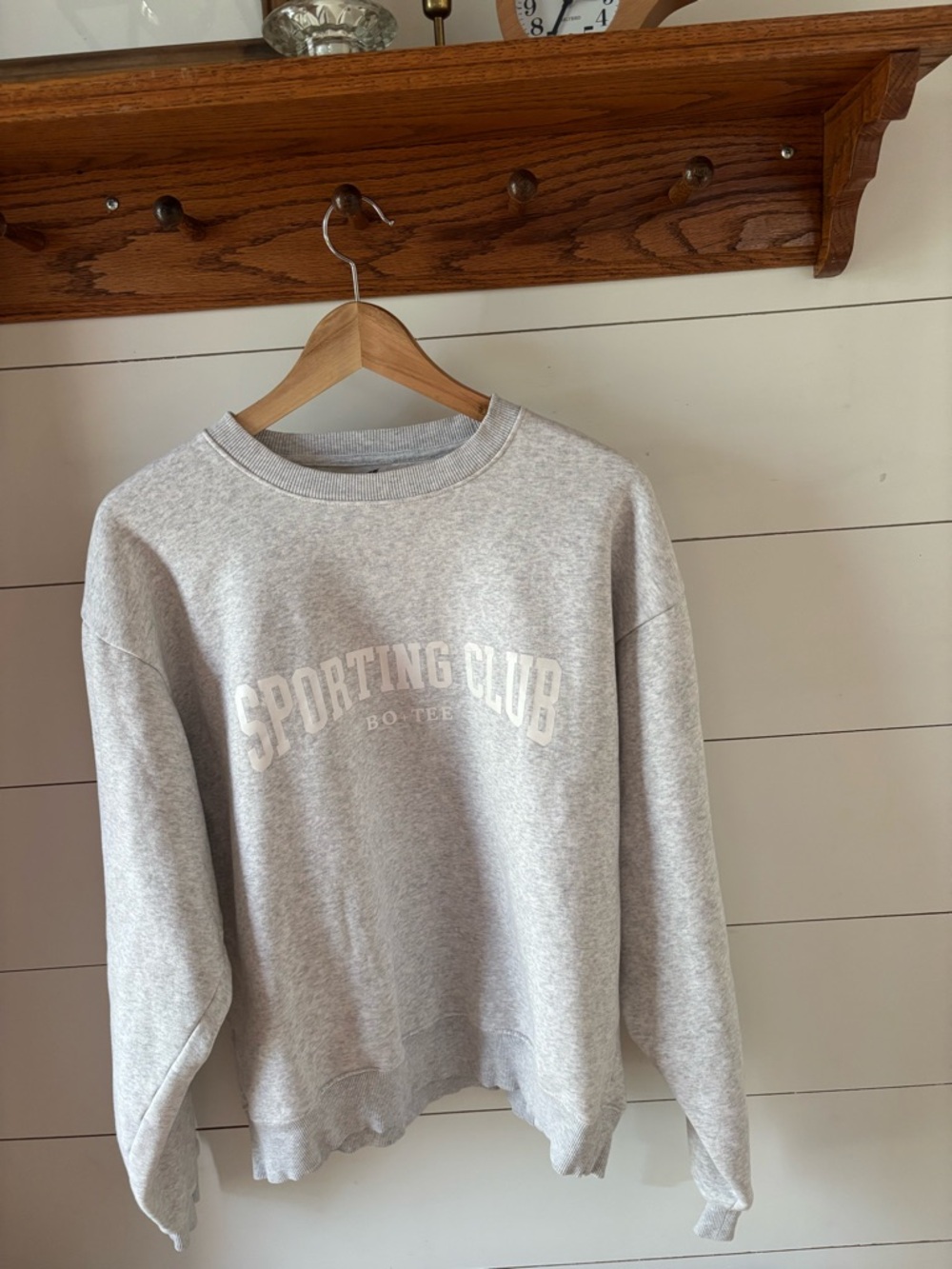 BO+TEE ash grey Crewneck Sweatshirt